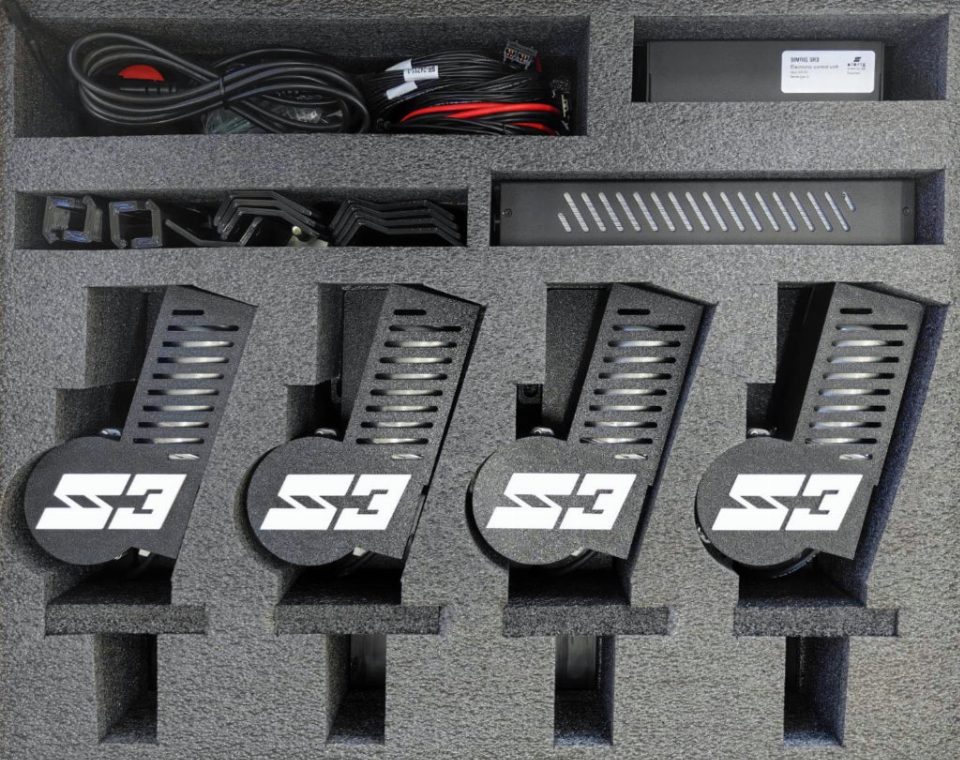 SIMRIG SR3 motion system components packed in the box